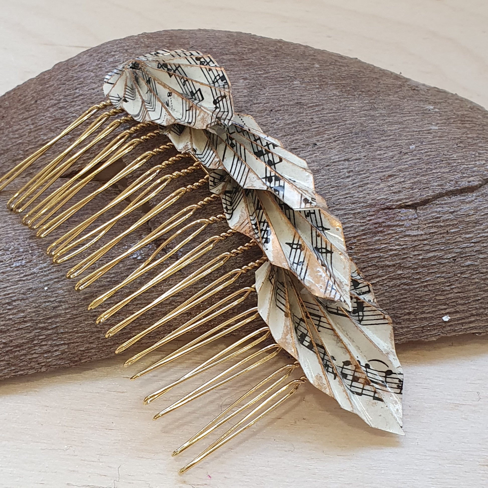 Vintage sheet music leaf hair comb image 1