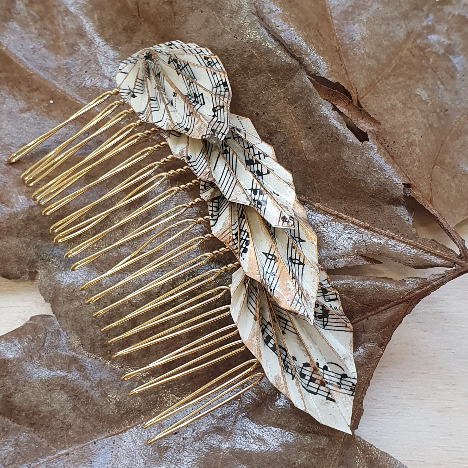 Vintage sheet music leaf hair comb image 0